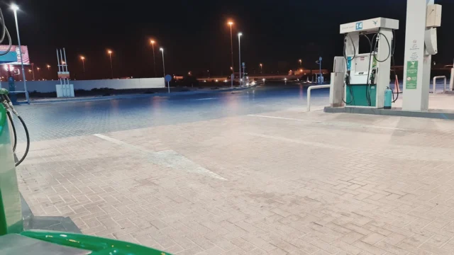 Emirates Global Gas station