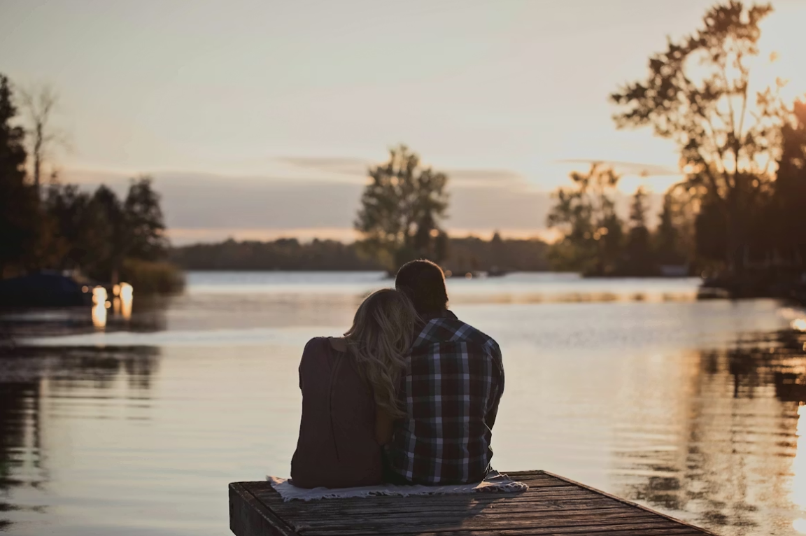 Modern Challenges in Marriage: Navigating Love in the 21st Century