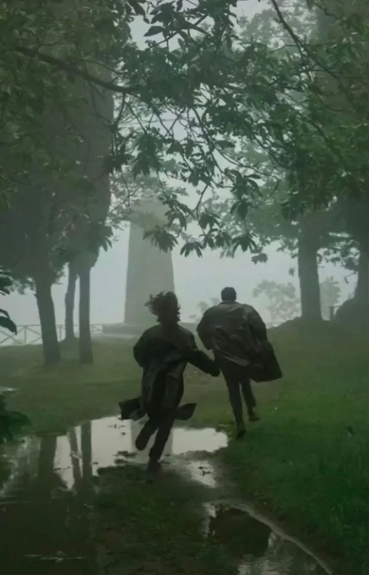 A Whole Family Together is the Greatest Happiness